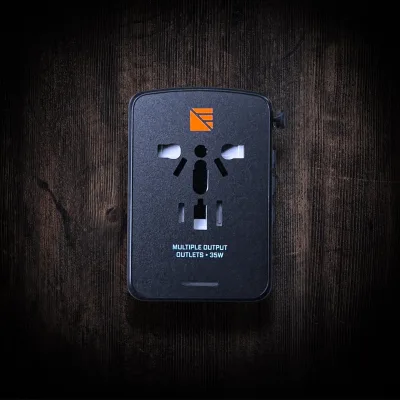 Adaptor Dinding Int'l